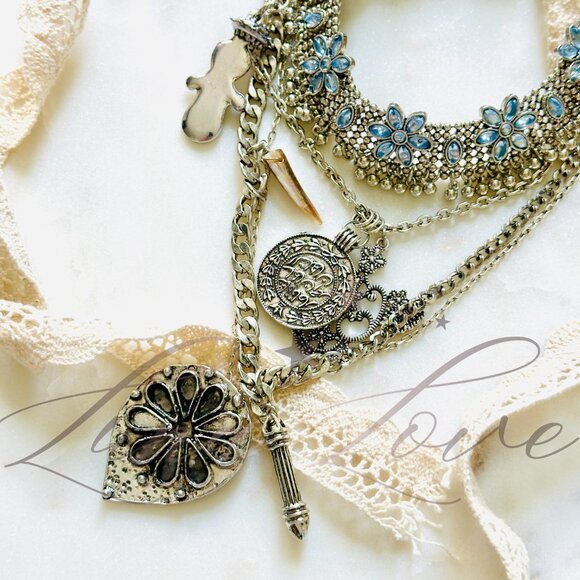 FREE PEOPLE x ARIANA OST Walsh Choker Necklace In Silver NWT - Picture 3 of 6